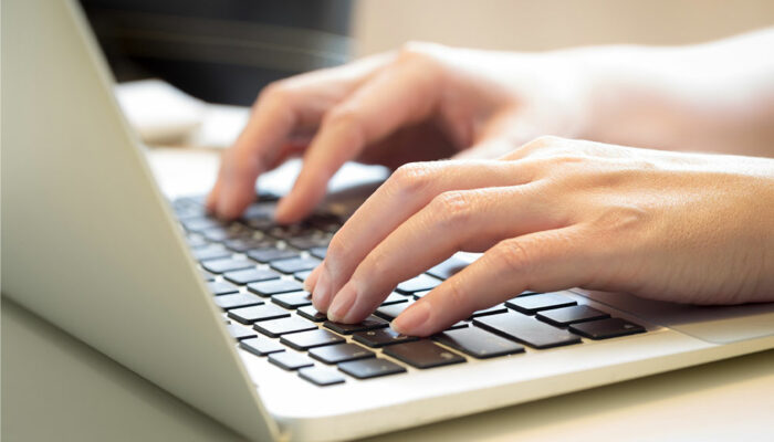 Online Typing Jobs – Best Options, Advantages, and More