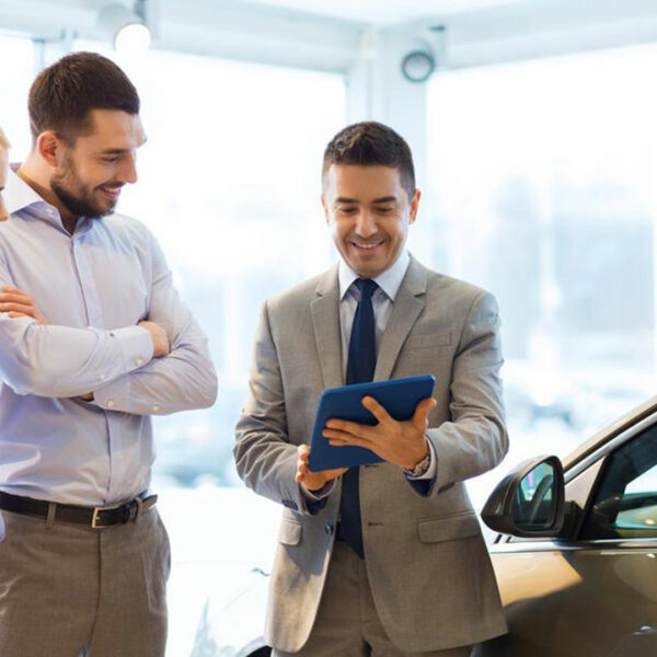 A check on used car’s exteriors before you buy one