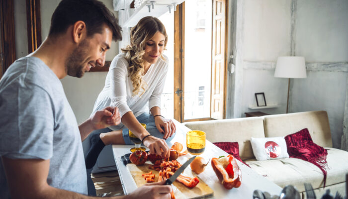 Martha & Marley Spoon Vs. Diet-to-Go – Which One Is A Better Choice?