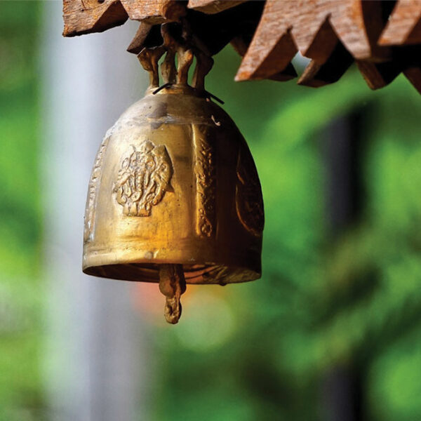 Primary religious items for Buddhist rituals