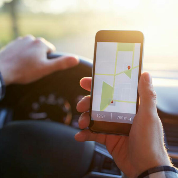 Here’s how GPS helps in tracking a phone