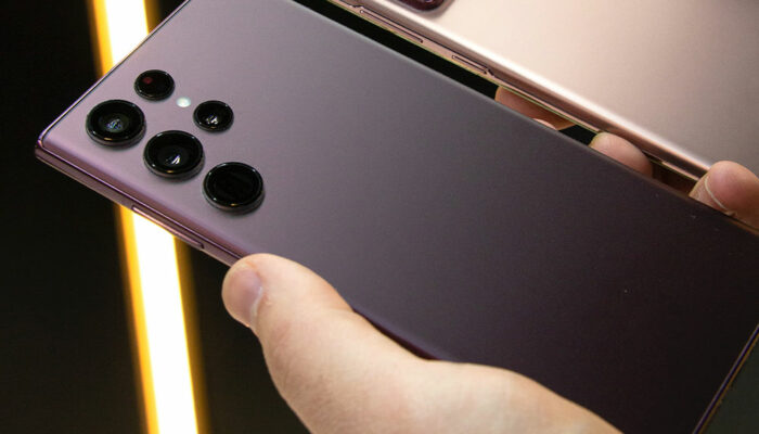 Top Samsung Galaxy S22 pre-order offers with AT&T